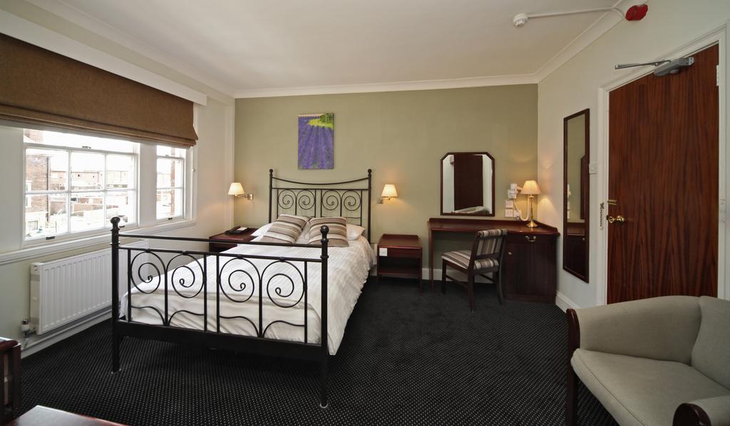 Hotel The Broadway